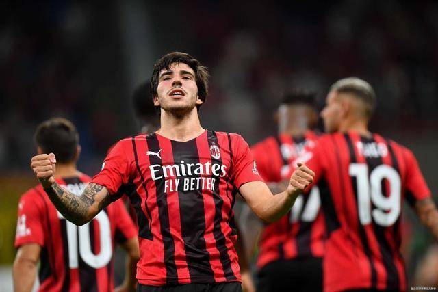 卫报评选24年百大巨星11到100位排名 梅西27C罗42