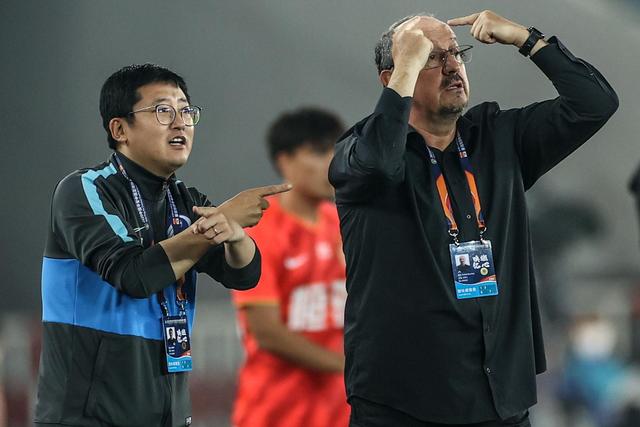 新疆5人上双险胜江苏 高诗岩43分山东胜深圳